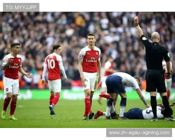 高尔夫德比战：赢得戏剧性胜利